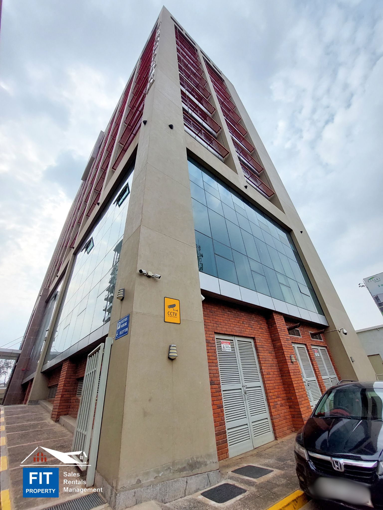 Office Space To Let off Parklands Road