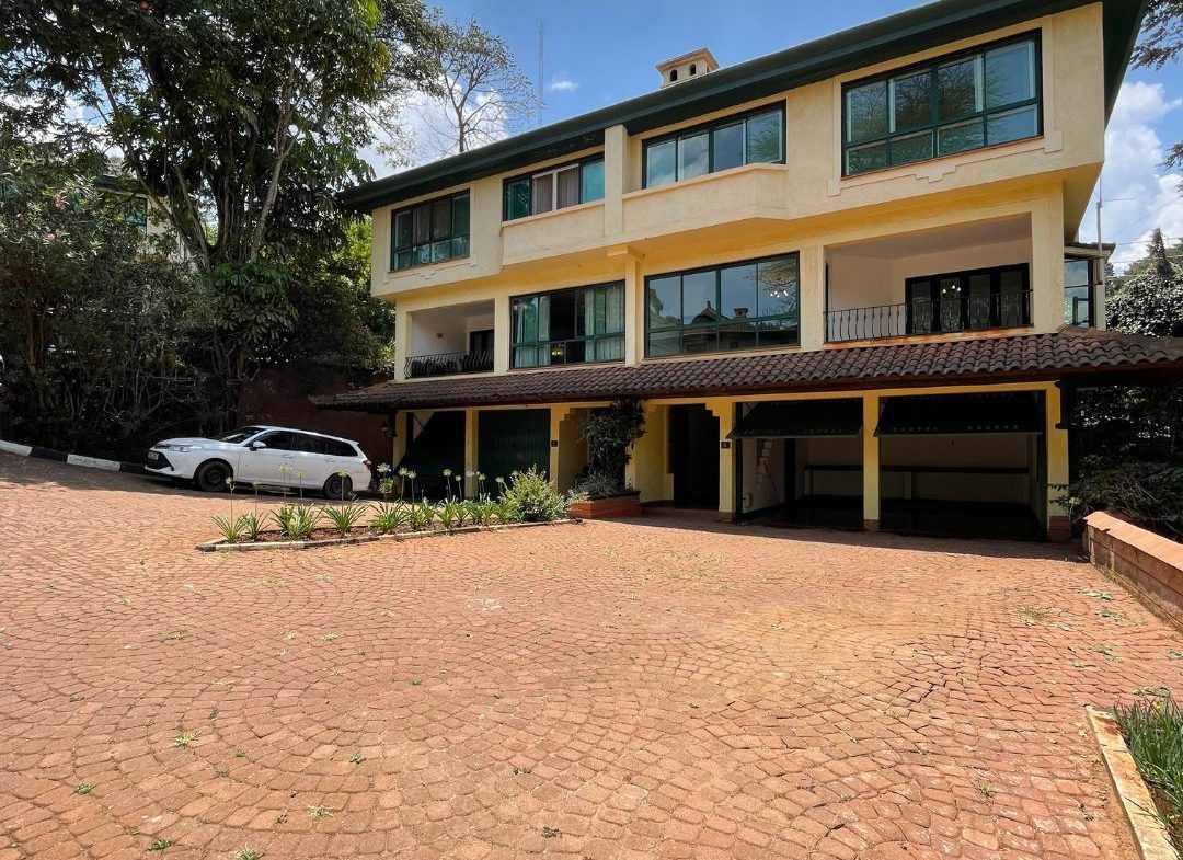 Stunning 4 Bedroom Semi-Detached House with SQ For Sale in Spring Valley, Westlands Jade Valley FIT PROPERTY