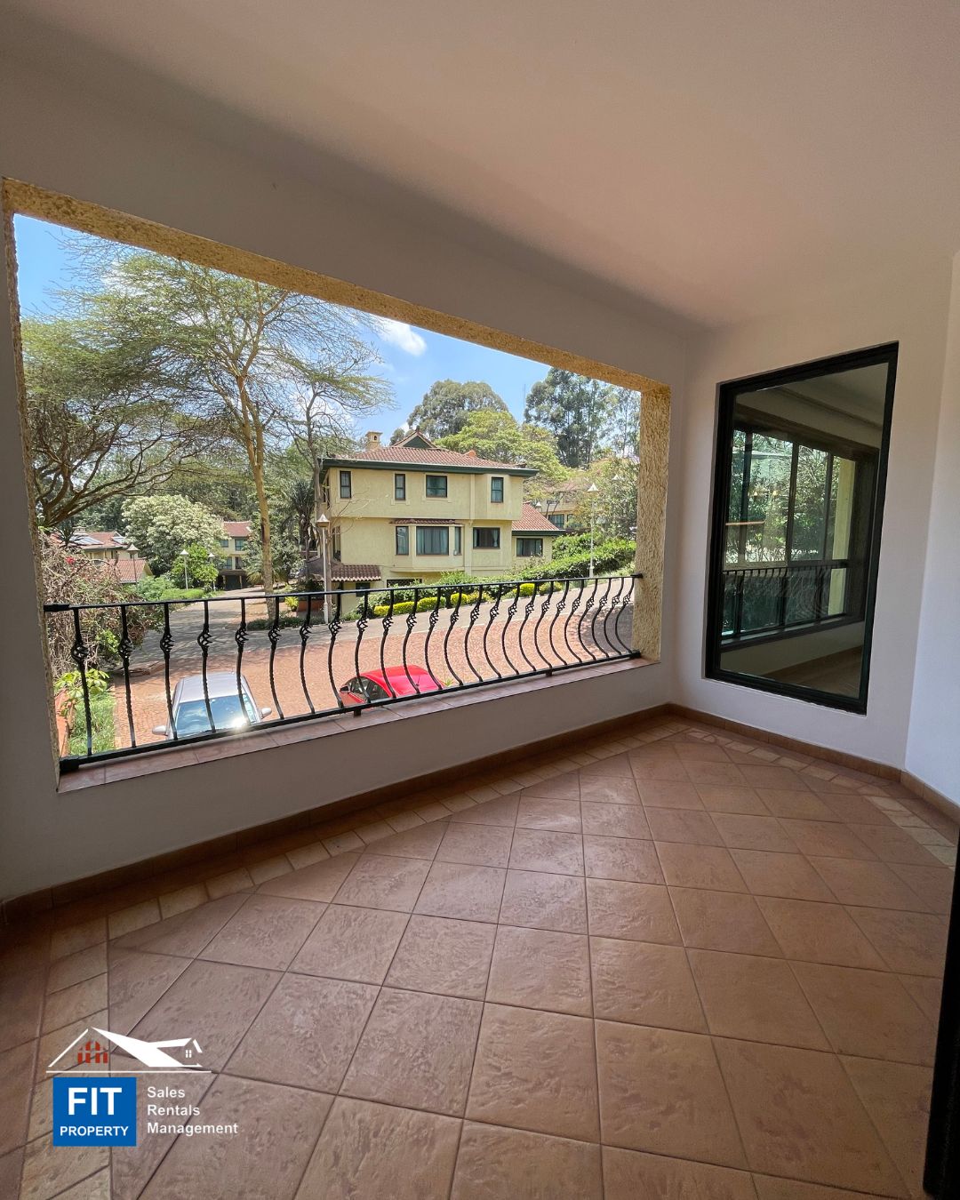 Stunning 4 Bedroom Semi-Detached House with SQ For Sale in Spring Valley, Westlands Jade Valley FIT PROPERTY