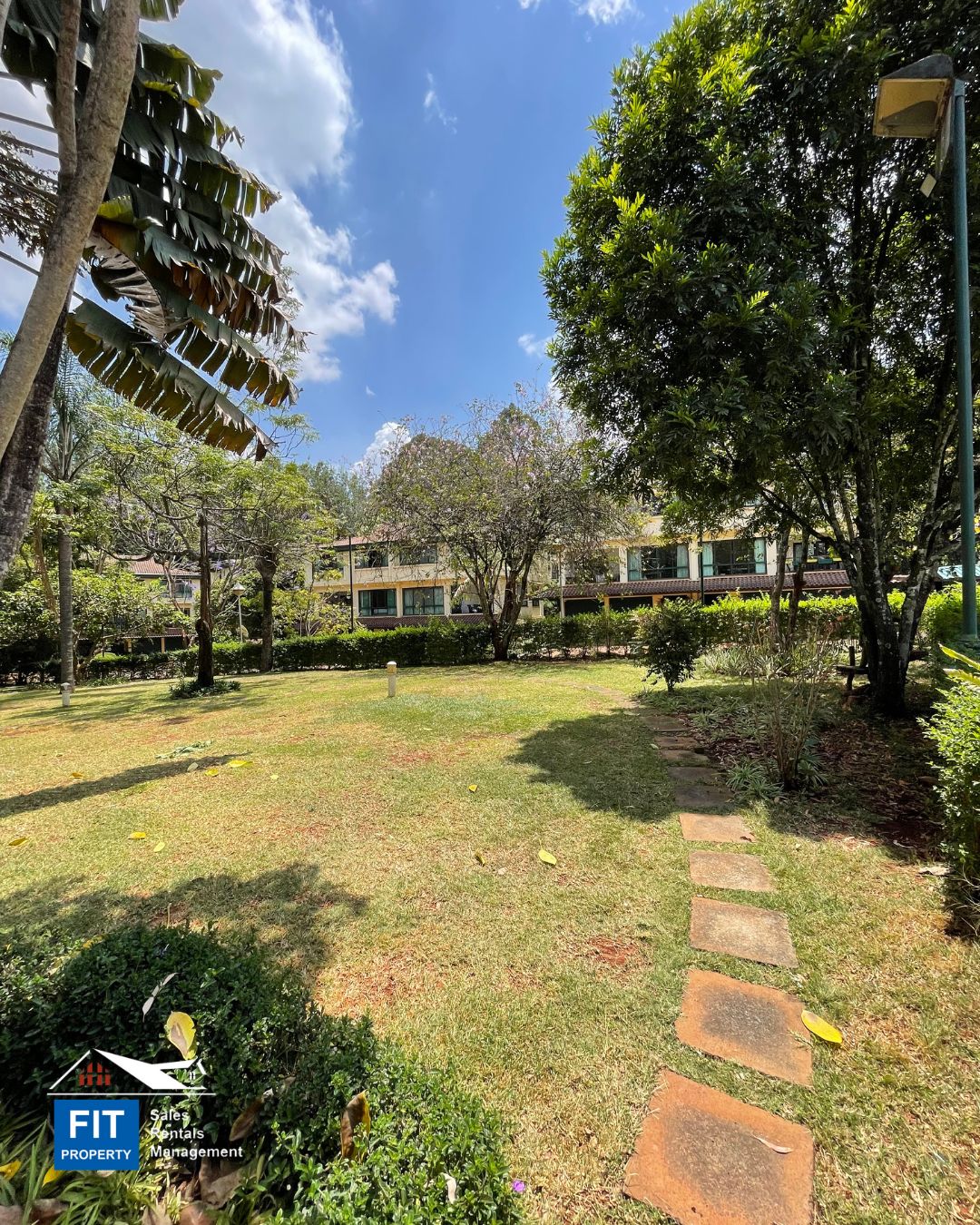 Stunning 4 Bedroom Semi-Detached House with SQ For Sale in Spring Valley, Westlands Jade Valley FIT PROPERTY